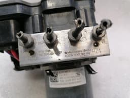 MERCEDES-BENZ Mercedes C63 AMG W205 A.B.S pump A2059005051 ABS pump hydraulic block — thumbnail 4