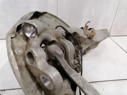 MERCEDES-BENZ Mercedes C63 AMG W205 Right Front Hub A2053325400 Wheel Bearing Case Front Right — thumbnail 5