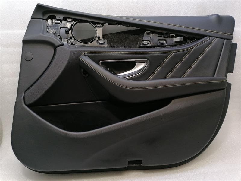 MERCEDES-BENZ Mercedes E63 Edition W213 Door Card Right A2137208409 Door Trim Front Re