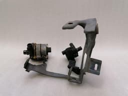 MERCEDES-BENZ Mercedes E63 AMG W213 Additional Cooling Pump A0005002300 Coolant Pump Pump — thumbnail 3