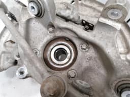 MERCEDES-BENZ Mercedes E63 AMG W213 Left Rear Hub A2133505507 Wheel Bearing Housing Rear Left — thumbnail 9