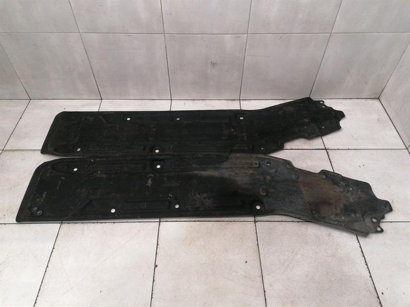 MERCEDES-BENZ MERCEDES GT C190 GTS S COUPE UNDERTRAY A1976800606 UNDERBODY TRIM