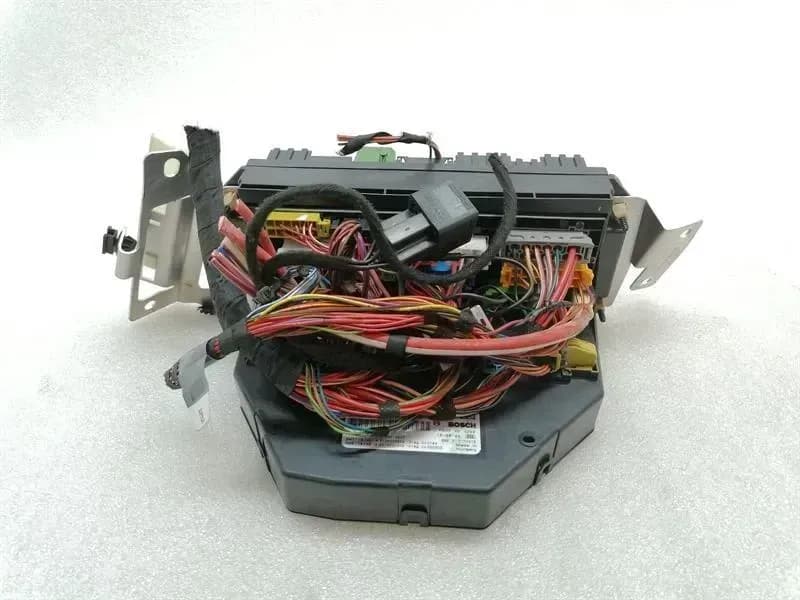 MERCEDES-BENZ Mercedes GT C190 GTS S COUPE Fuse Box A2129002627 Fuse Box SAM