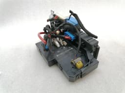 MERCEDES-BENZ Mercedes GT C190 GTS S COUPE Fuse Box A1909063700 Fuse Box SAM — thumbnail 5