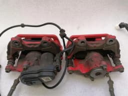 MERCEDES-BENZ Mercedes C63 AMG W205 rear brake caliper set A2314230381 rear brake caliper set — thumbnail 9
