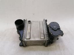 MERCEDES-BENZ Mercedes C Class W205 C63 AMG Intercooler A1770901214 Intercooler M177 — thumbnail 1