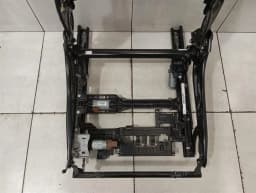 MERCEDES-BENZ Mercedes C Class W205 Front Right Seat AMG Frame Seat Interior A0009109002 — thumbnail 2