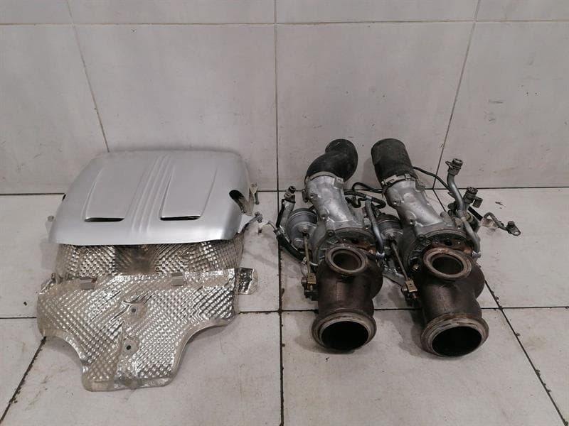 Mercedes C Class W205 C63 AMG Turbo Charger Set A1770900080 Turbocharger M177 V8