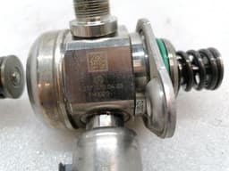 MERCEDES-BENZ Mercedes C Class W205 C63 AMG Fuel Pump Mechanical A1770700401 Fuel Pump — thumbnail 7