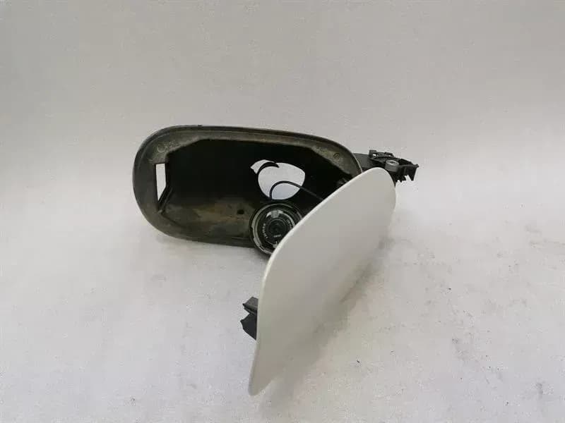 MERCEDES-BENZ Mercedes C Class W205 Fuel Filler Cap A2056305403 Fuel Cap Tank Flap