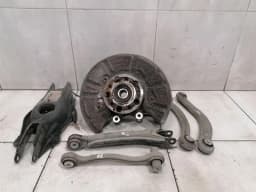 MERCEDES-BENZ Mercedes C63 AMG W205 Left Rear Hub A2053509713 Wheel Bearing Housing Rear Left — thumbnail 7