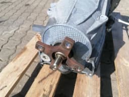 MERCEDES-BENZ MERCEDES C63 AMG W205 15-18 Gearbox A2052709601 Gearbox 722,930 RWD — thumbnail 4