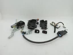 MERCEDES-BENZ MERCEDES C CLASS W205 BOOT LOCK A2058200042 TAILGATE LOCK ELECTRIC SET — thumbnail 1