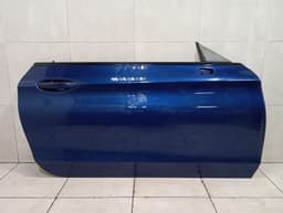MERCEDES-BENZ Mercedes C Class W205 Right Front Door A2057209826 Door Front Right — thumbnail 1