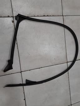 MERCEDES-BENZ Mercedes C Class W205 Body Moulding A2056730283 RIGHT Strip — thumbnail 5