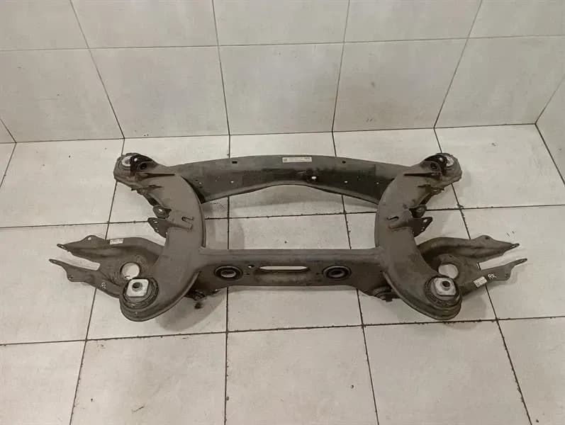 Mercedes C Class W205 Subframe Rear A2053503205 Axle Frame Rear Axle