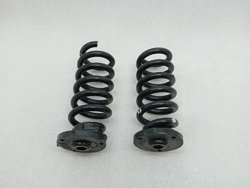 MERCEDES-BENZ Mercedes C63 AMG W205 coil spring rear A2053240600 suspension spring rear