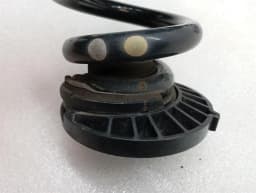 MERCEDES-BENZ Mercedes C63 AMG W205 coil spring rear A2053240600 suspension spring rear — thumbnail 8
