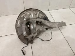 MERCEDES-BENZ Mercedes C Class W205 Right Front Hub A2053300004 Wheel Bearing Housing Front Right — thumbnail 5