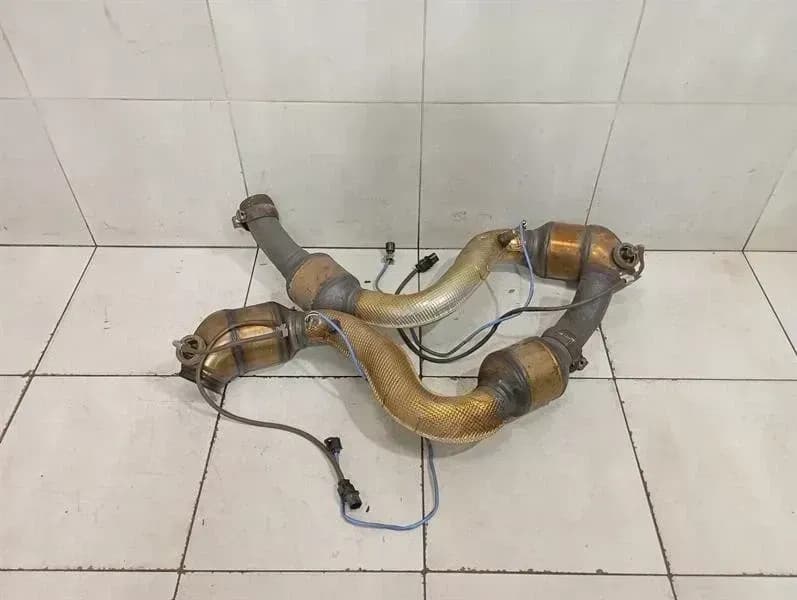 MERCEDES-BENZ MERCEDES C63 AMG A2054900820 Catalytic Converter A2054904114 Catalytic Converter M177