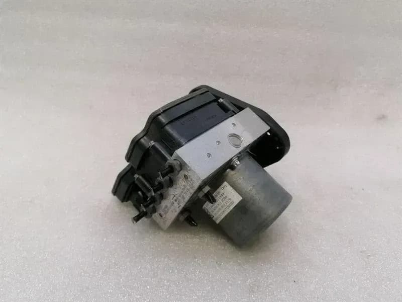 MERCEDES-BENZ Mercedes C Class W205 A.B.S Pump A2059002948 ABS Pump HYDRAULIC BLOCK C63 AMG