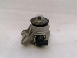 MERCEDES-BENZ Mercedes C Class W205 Engine Mount A2052409400 Engine Holder — thumbnail 8