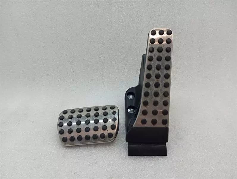 Mercedes C Class W205 Gas Pedal (Electrical) A2053000104 Accelerator Pedal AMG