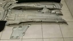 MERCEDES-BENZ Mercedes GT C190 GT R AMG UNDERTRAY A1976820011 underfloor trim — thumbnail 3