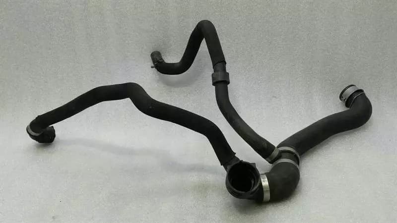 MERCEDES-BENZ Mercedes C63 AMG W205 Cooling Pipe A2055019082 Coolant Hose Pipe M177