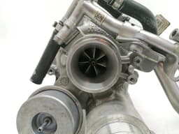 MERCEDES-BENZ Mercedes C Class W205 C63 AMG Turbo Charger Set A1770900080 Turbocharger Set — thumbnail 4