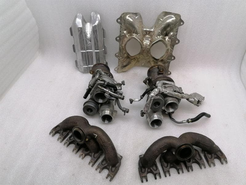 Mercedes C Class W205 C63 AMG Turbo Charger Set A1770900080 Turbocharger Set