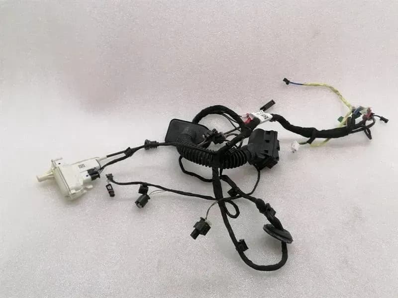 MERCEDES-BENZ MERCEDES GT 4 DOOR FRONT RIGHT DOOR CLOSING MOTOR A2577600400 RHD RIGHT HAND DRIVE