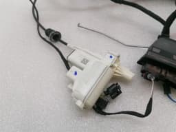 MERCEDES-BENZ Mercedes GT 4-DOOR front left door lock A0997201101 RHD RIGHT HAND DRIVE SOFT CLOSE — thumbnail 2
