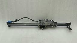 MERCEDES-BENZ Mercedes C Class W205 Right Seatbelt Feeder A2057600282 Front Strap RE — thumbnail 3