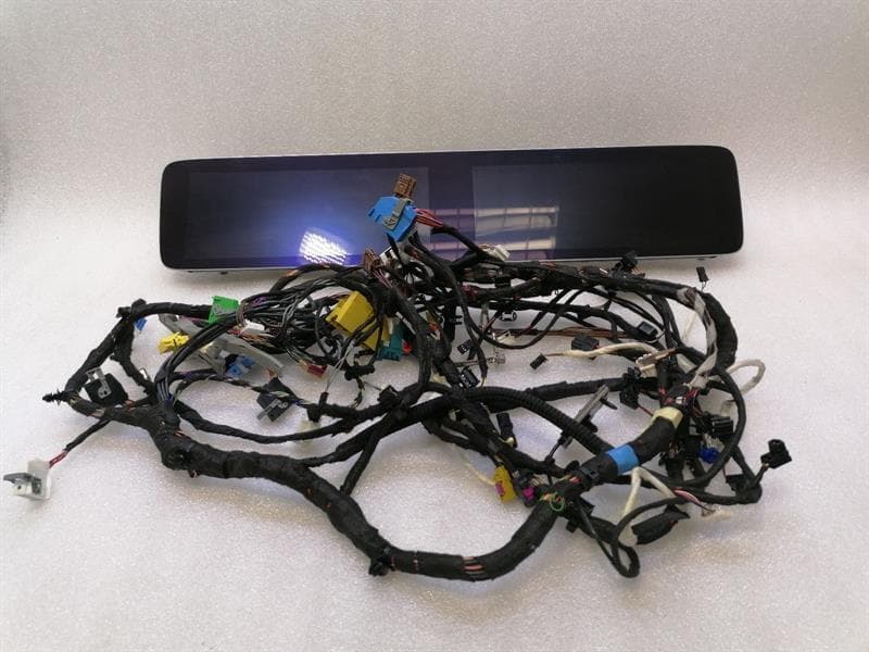 MERCEDES-BENZ Mercedes GT 4-DOOR X290 Navigation Monitor A2905407208 RHD RIGHT HANDLEBAR