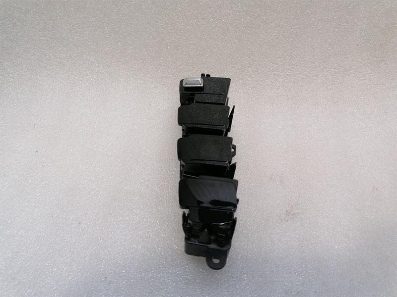 MERCEDES-BENZ Mercedes GT X290 GT63S AMG Left Console Switch A2909005702 RHD RIGHT HANDLEBAR