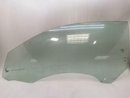 MERCEDES-BENZ Mercedes C W205 left front door glass A2057250710 door window front left coupe — thumbnail 1