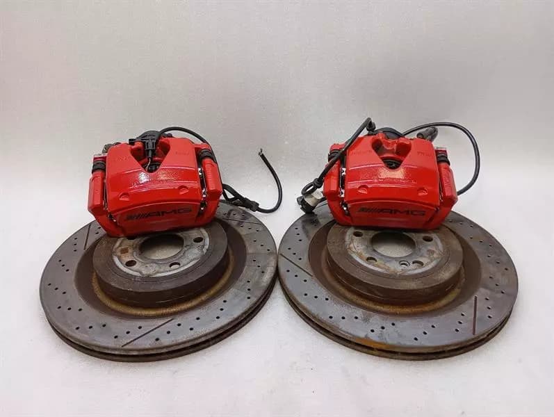 MERCEDES-BENZ Mercedes C63 AMG W205 rear brake caliper A2314230381 brake caliper rear M177