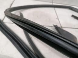 ASTON MARTIN Aston Martin Vantage AM6 2018-2025 Door Seal KY63-C20708-A RIGHT Door Seals — thumbnail 2