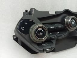 ASTON MARTIN Aston Martin Vantage AM6 2018 Climate Control KY63-18C618-BA Climate Control Panel AC — thumbnail 3