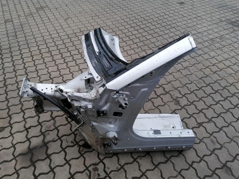 ASTON MARTIN Aston Martin Vantage AM6 2018-2025 CHASSIS KY63-10117-AD LEFT Lock Carrier