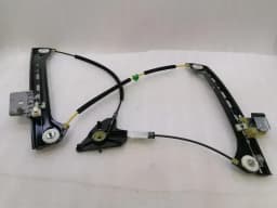 MERCEDES-BENZ MERCEDES C Class W205 Right Front Door Winder A2057200446 Front Window Regulator RE — thumbnail 1