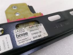 MERCEDES-BENZ MERCEDES C Class W205 Right Front Door Winder A2057200446 Front Window Regulator RE — thumbnail 3