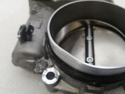MERCEDES-BENZ MERCEDES C Class M177 W205 Throttle Body A2761410125 Throttle Body C63 AMG — thumbnail 3