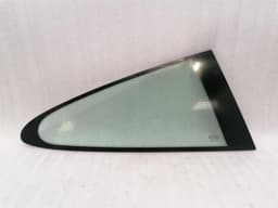 PORSCHE Porsche 911 997 right rear quarter glass 99754311200 door window 1/4 rear right — thumbnail 2