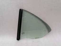 PORSCHE Porsche 911 997 left rear quarter glass 99754311111 door window 1/4 rear left — thumbnail 1