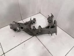 PORSCHE Porsche 911 997 subframe rear left 99733115104 axle frame rear axle left — thumbnail 1
