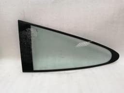 PORSCHE Porsche 911 997 right rear quarter glass 99754311200 door window 1/4 rear right — thumbnail 6