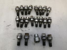 PORSCHE Porsche 911 997 wheel bolt set wheel bolts set — thumbnail 1