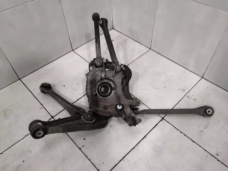 Porsche 911 997 Right Rear Hub 99733111207 Wheel Bearing Case Rear Right Set